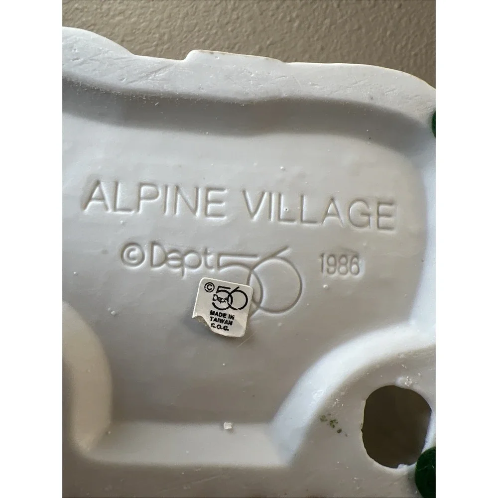 1986 Dept 56 Heritage Village Alpine Village E. Staub Bäcker Porcelain House